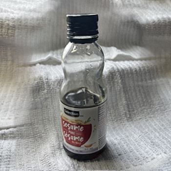 This oil bottle was the first object I thought about making but I ultimately felt that it was more complex than I was initially comfortable with and it didn't really align with anything else I wanted to make.