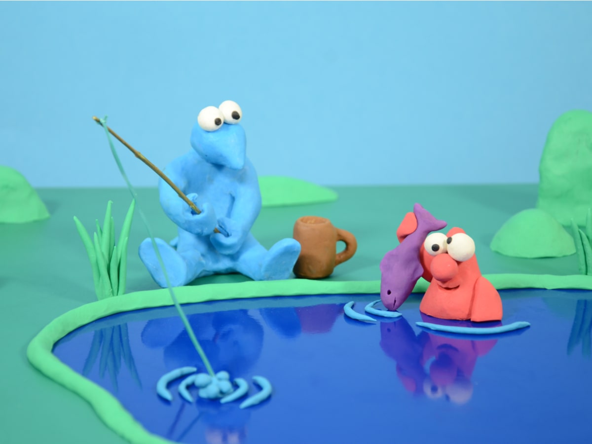 I have always loved the texture of stop motion clay and plasticine I find it very charming to look at. I love how cute it is and I think it’s a great texture to give to something fun and toy like such as my 3D models.